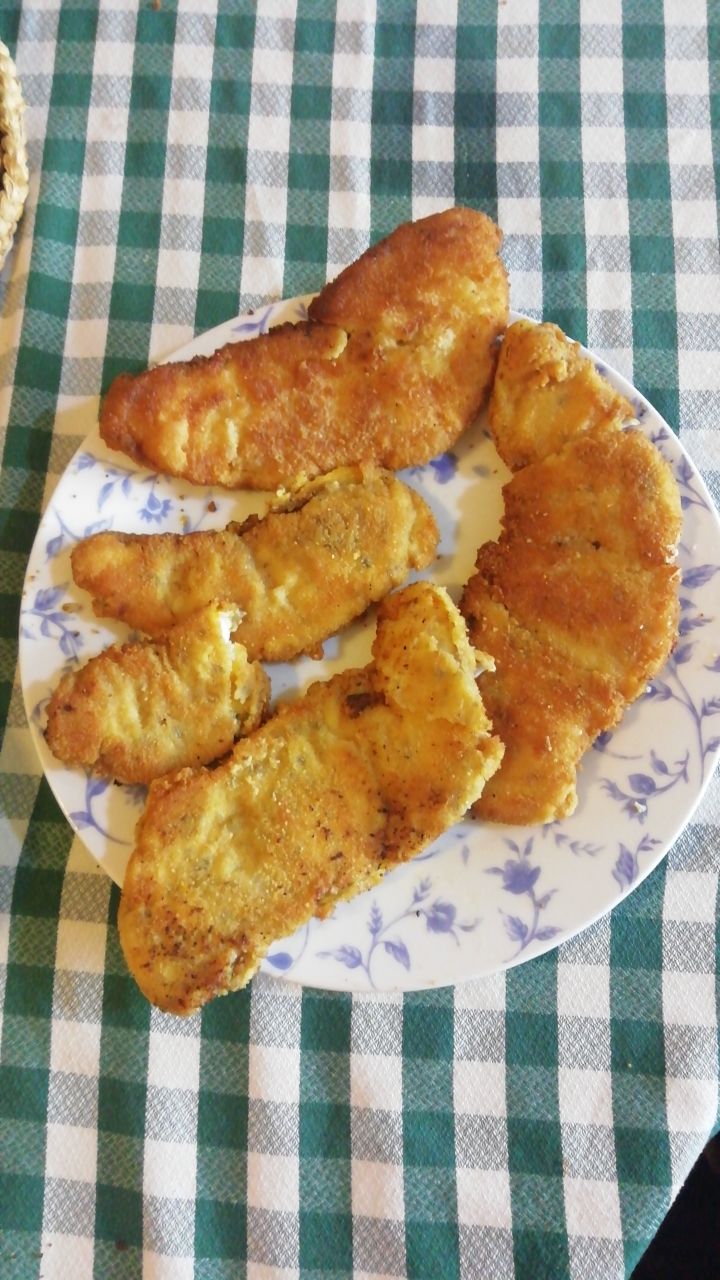 Pez espada empanado 